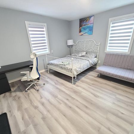 Downtown Ottawa Spacious Room Accommodation ภายนอก รูปภาพ