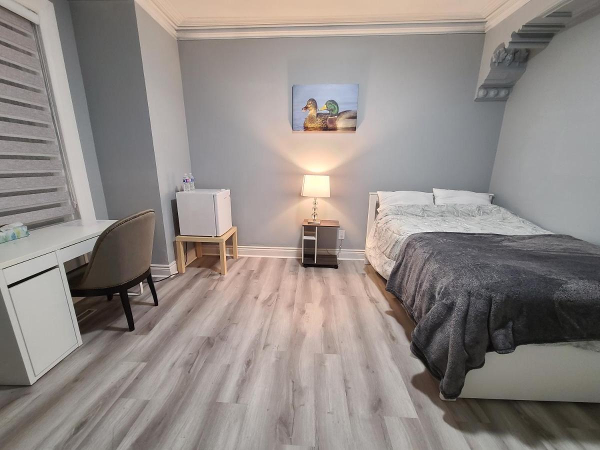 Downtown Ottawa Spacious Room Accommodation ภายนอก รูปภาพ