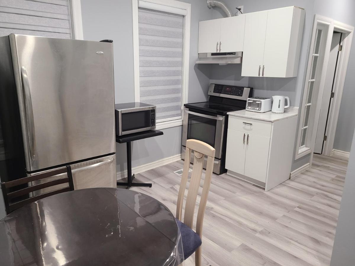 Downtown Ottawa Spacious Room Accommodation ภายนอก รูปภาพ