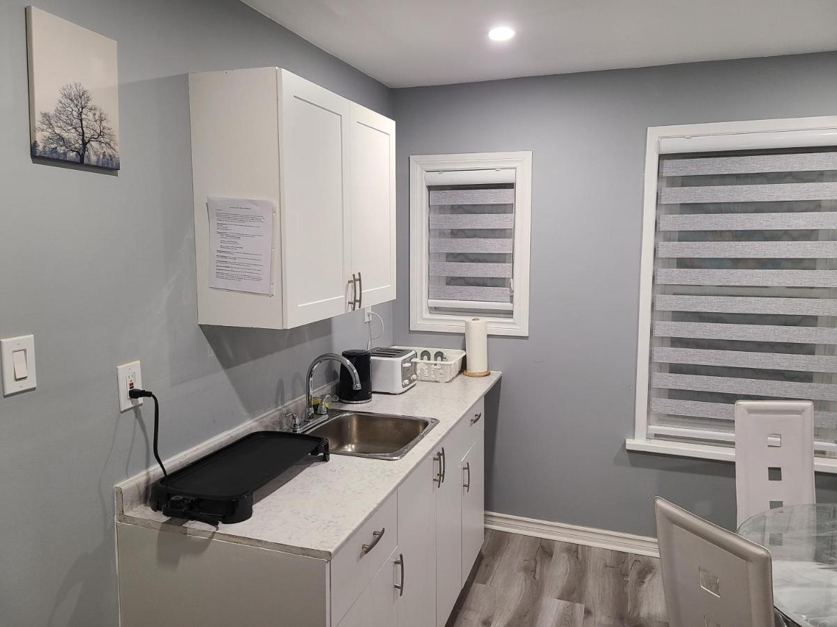 Downtown Ottawa Spacious Room Accommodation ภายนอก รูปภาพ