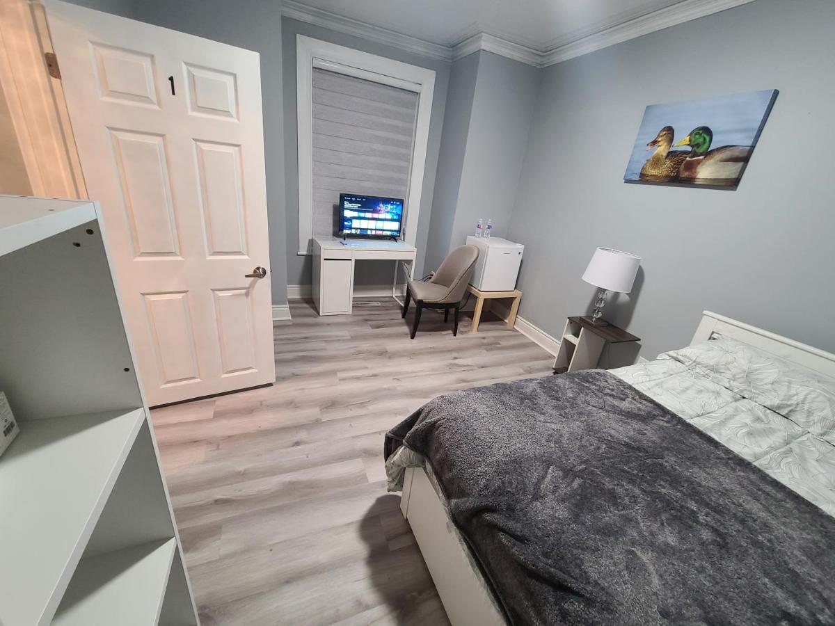 Downtown Ottawa Spacious Room Accommodation ภายนอก รูปภาพ