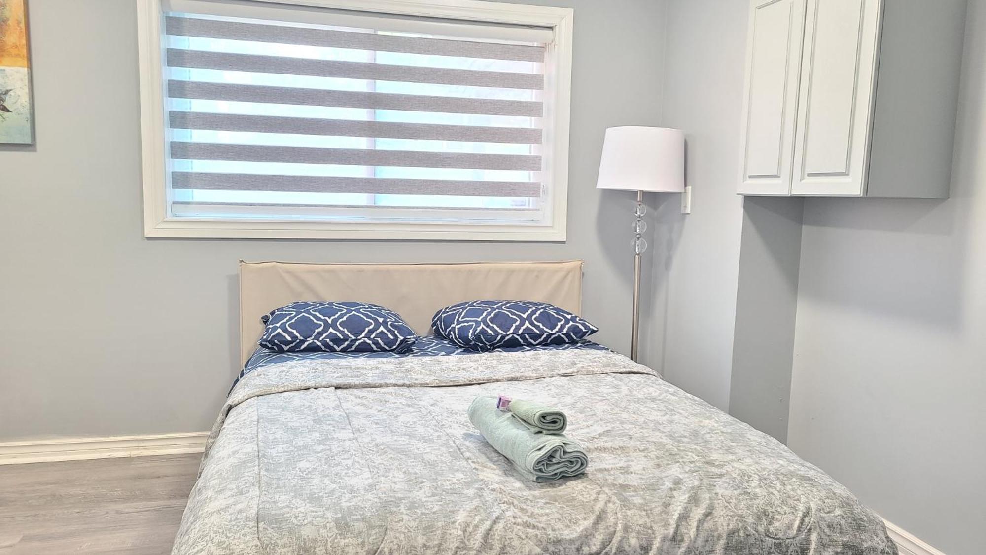 Downtown Ottawa Spacious Room Accommodation ภายนอก รูปภาพ