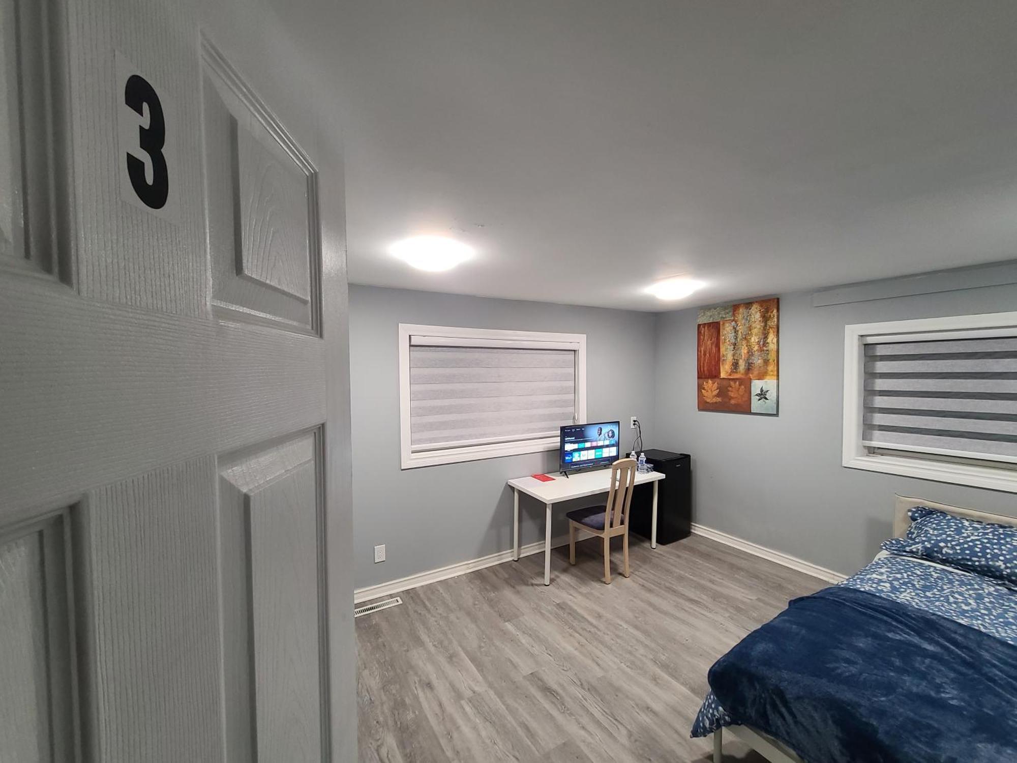 Downtown Ottawa Spacious Room Accommodation ภายนอก รูปภาพ